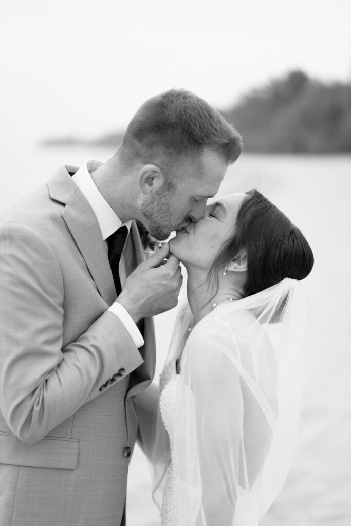 Door-County-WI-Elopement_-16-683x1024
