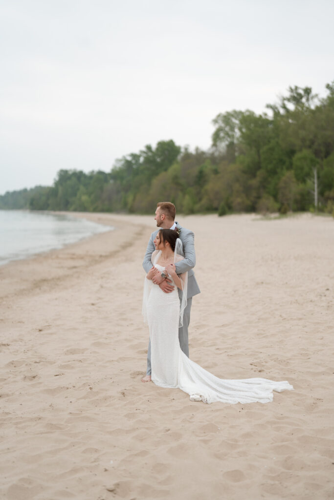 Door-County-WI-Elopement_-28-683x1024